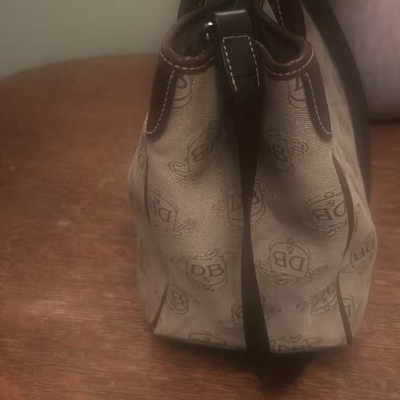 Dooney & Bourke Donegal Crest Tote with Strap - Picture 6 of 15